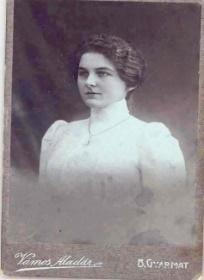 - Balassagyarmat, 1976. április 6.) Ipolyvarbó, 1908. augusztus 8. Szemerády Vilma férje halála után Balassagyarmatra költözött. 1915.