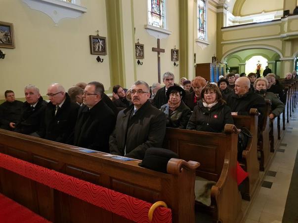 lengyelországi Krosnói Járás delegációja, Jan Juszczak elöljáró vezetésével, Śwątniki Górne város képviseletében Darius Tylek, Rónayné Slaba Ewa, az Országos Lengyel Önkormányzat elnöke, Grzelak