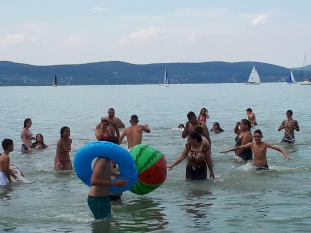 Öcsödi Hírek 2 Idősek Világnapja! Október elsején az Idősek Világnapját ünnepeljük.