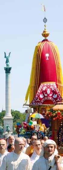 Szekérkarnevál a fővárosban A júliusi budapesti forró nyár tradicionális eseménye a Szekérkarnevál.