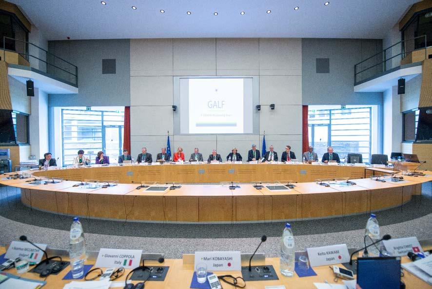 38 Az ötödik GALF-találkzón több mint 20 nemzetközi legfőbb ellenőrző intézmény vezetője vett részt a Számvevőszéken 2018 áprilisában.