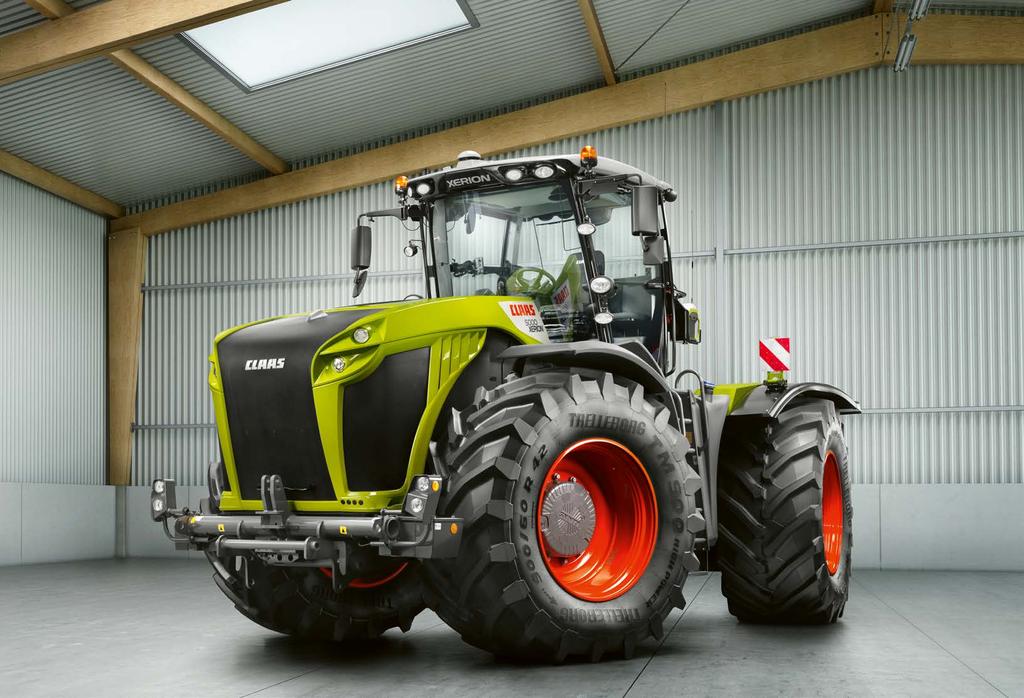 XERION 5000-4000 Tartalom CMATIC 6 TRAC- konstrukció 8 TRAC 12 TRAC VC 14 SADDLE TRAC 16 CLAAS POWER SYSTEMS (CPS) 18 Motor 20 Hajtómű 22 Felépítés 24 Pótsúlyozás 26 Kapcsolás 28 TLT 30 Hidraulika 32
