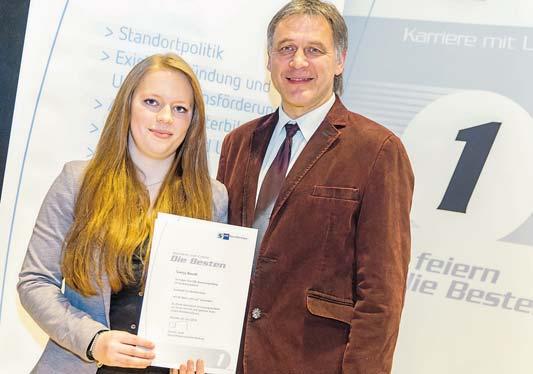 Aus- und Weiterbildung Svenja Brandt hat in einem Männerjob ihre Ausbildung gemacht. Ausbilder Darko Novak (l.) unterstützte sie dabei.