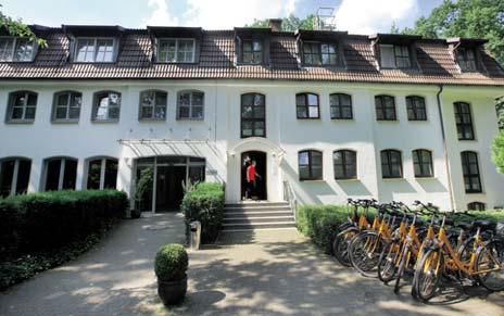 Denn dafür brachten die angehende Hotelfachfrau und die künftige technische Zeichnerin eine Vielzahl anderer Kompetenzen mit nach Hause, darunter auch sprachliche allerdings eher im Englischen.