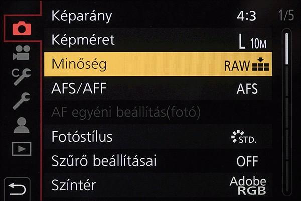 A Panasonic DC-GH5S az első olyan m4/3 rendszerű fényképezőgép, aminek a szenzorja immár képes a 14-bites színmélységre (RAW-ban).