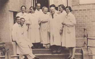 1944. október 9-től november 17-ig nem volt a Stomatologiai Klinikának vezetője, ámbár meg kell említeni, hogy abban az Fényképe a zsoldkönyvéből (1940-es évek) Photo in his military pay-book (1940s)