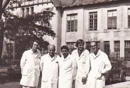 1949-50-ben azután megtörtént a teljes átszervezése a felsőoktatásnak és hozták létre újból 1951-től a Stomatologiai Tanszéket.