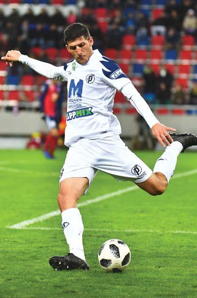 Viszonylag hamar külföldön találtad magad, a Wattenscheid és a Schalke 04 utánpótláscsapataiban is megfordultál. Hogyan kerültél Németországba?
