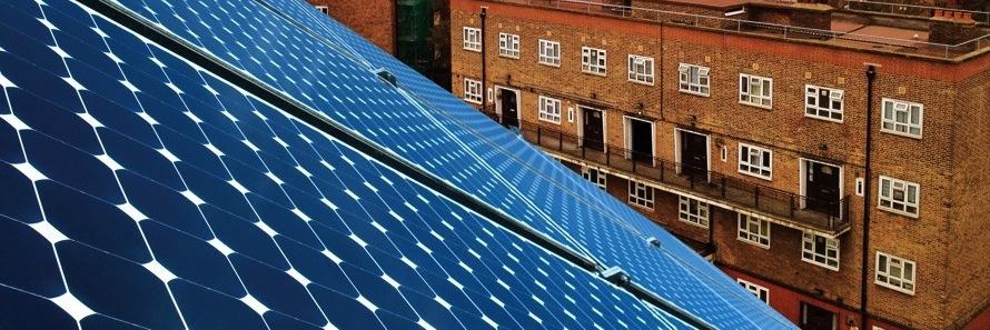 önkormányzat / szövetkezet bérli a tetőt napelemeikhez