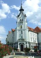 OUR TELL-TALE HOUSES AND SCULPTURES Our Tell-Tale Houses and Sculptures Town Hall (Kossuth square) The determining building of the square is the City Hall built in 1902 in neo-renaissance style.
