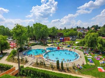 It is the only facility in Somogy that has rightly earned the denomination of health resort. The 81 Celsius medicinal water bursting up from a depth of 651 meters has got an extremely high (10.