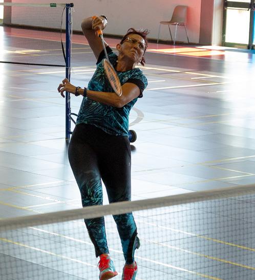 JUNG ANDRÁSNÉ egyéni: vegyes páros: TOLLASLABDA Jung Andrásné Ági veterán sportoló, számtalan versenyszámban világcsúcs tartó, többszörös magyar, Európa- és világbajnok a tollaslabda számokban.