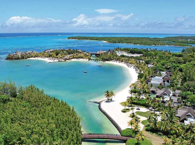 / Beachcomber Royal Palm : 6 csillagos szuper luxus hotel, A sziget északi részén Grand Baie öbölben,