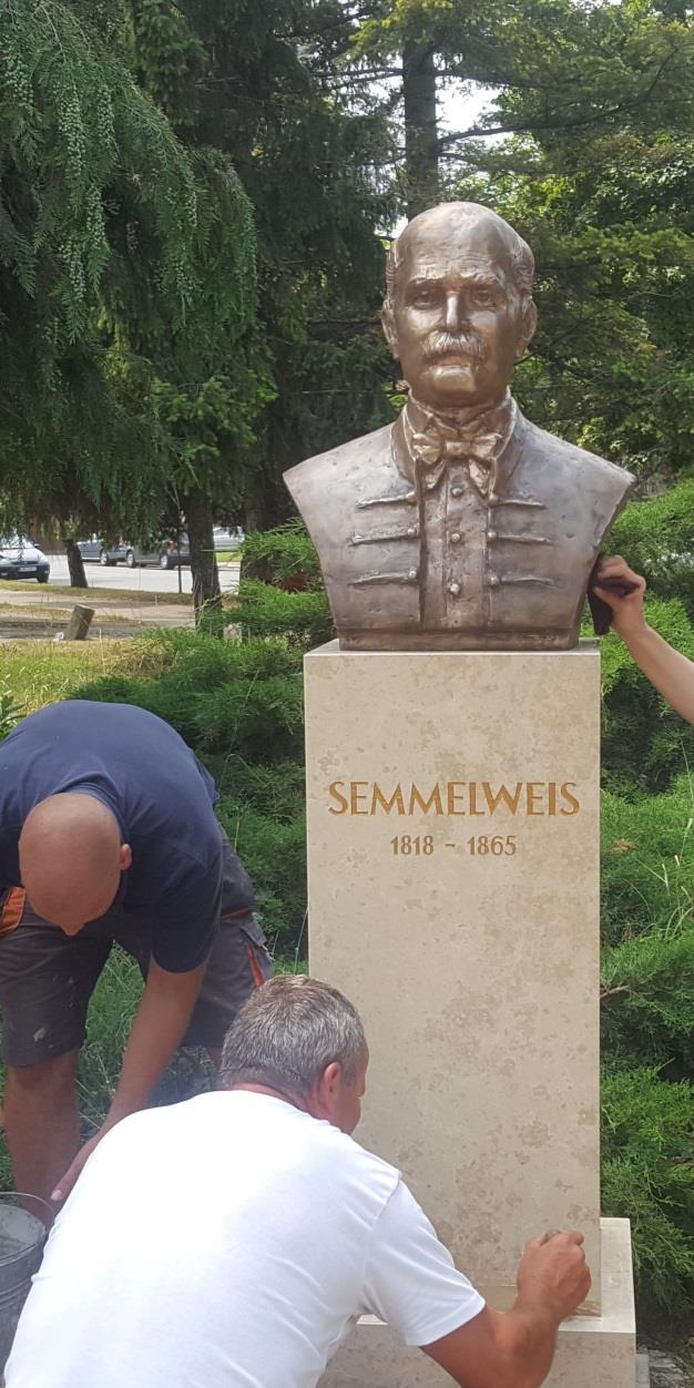 Semmelweis - V4-ek