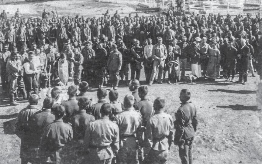 185 Istentisztelet a hadifogolytáborban (Fotó: Zoltai Lajos) (Kép forrása: Déri Múzeum Fotótár) dött törzstábor a rendeletben meghatározott parancsnoksághoz fordulhattak, pl.
