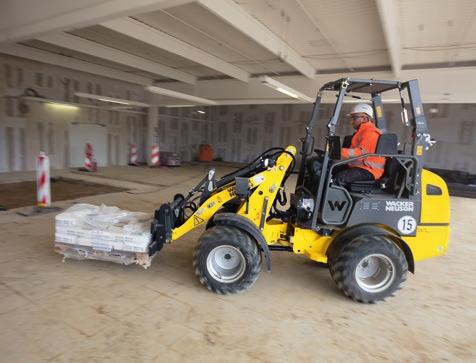 A Bauma újdonsága Az új AS60e akkumulátoros döngölő a legújabb családtag az AS30e és AS50e mellett A Wacker Neuson különféle károsanyag-mentes építőipari gépeit és eszközeit nemrég egy nagy építési