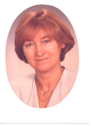Új hagyomány teremtése Iskolánk 2006-tól Egressy-plakett díjat alapított kiváló munkát végző munkatársai számára, akik legalább 15 éve munkálkodnak nevelési-oktatási tevékenységünk színvonalának