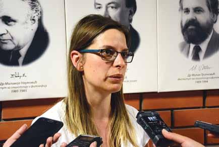 évi egyetemista-esszépályázat díjátadó ünnepségére a Bölcsészettudományi Kar kék termében került sor.