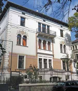 Játékvár Óvoda Óvodavezető Horváth Zoltánné Elérhetőségek Cím: Lendvay utca 24. Telefon: +36 1 269 5041 E-mail: titkarsag@jatekvarovoda.hu Weboldal: www.jatekvarovoda.hu beíratási körzet Andrássy út 114 132.