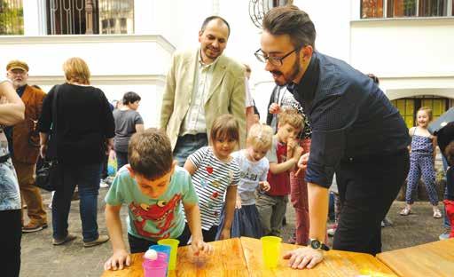 Játékvár Óvoda specialitások zenei képzés környezeti, vizuális és kulturális nevelés madáróvoda program Freinet-elemek alapján