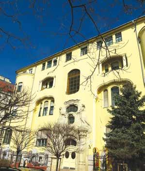 Patrona Hungariae Óvoda Óvodavezető: Farkasné Egyed Zsuzsanna Elérhetőségek Cím: Munkácsy Mihály utca 23., 25. Telefon: +36 1 312 3513 E-mail: patronaovi@enternet.hu Weboldal: www.patronaovoda.