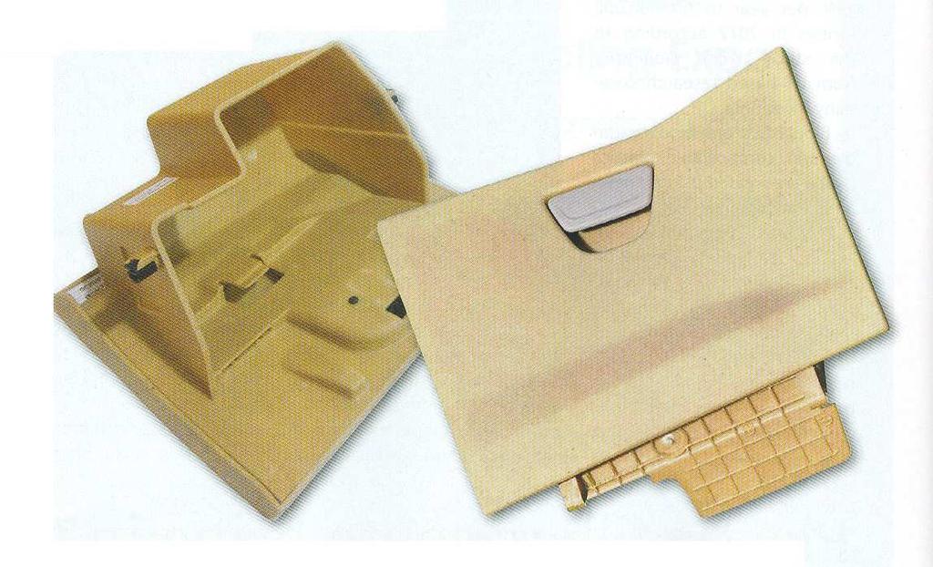 A keményítőt tartalmazó PLA keverékből tömör falú és habosított falú mintadobozokat is fröccsöntöttek. Az utóbbiak tömege 40%-kal volt kisebb az előbbiekénél.