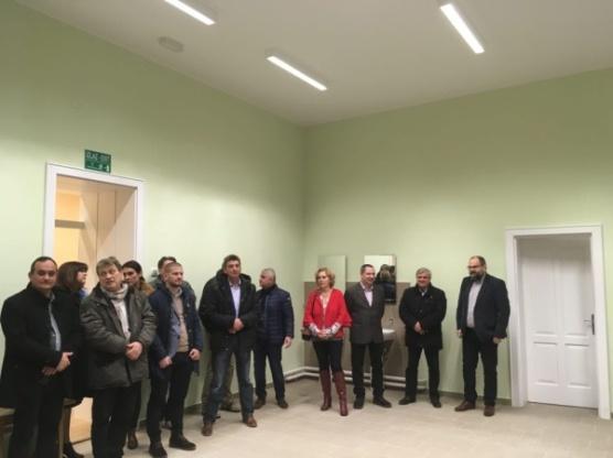 hely Berec Boglárka, Juhász Szabina, látogatás dr.