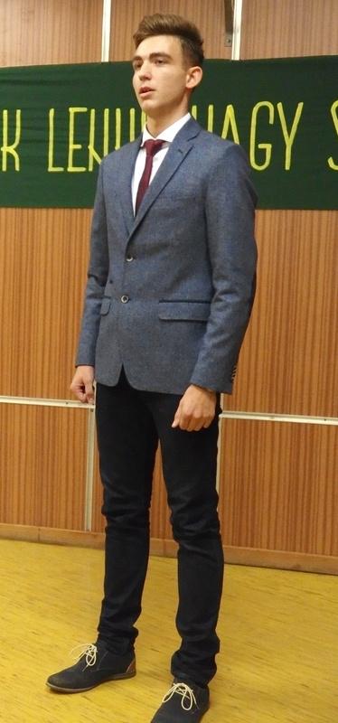 Ez alatt a magyarságverseket, a hazafias magyar költeményeket mondó fiatalok szemléjét értjük.