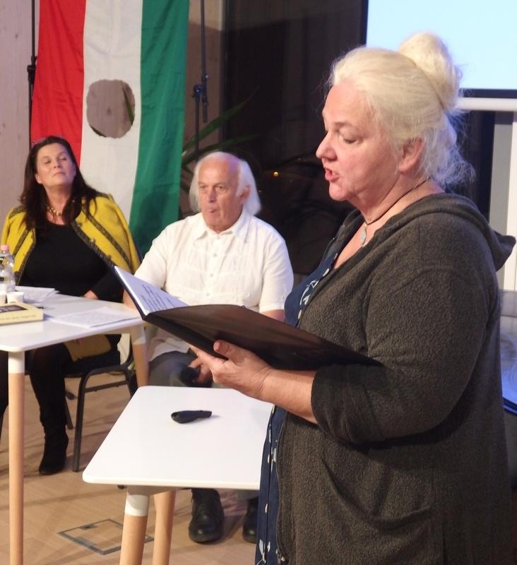 SAJÓ SÁNDOR A KULTURÁLIS SZALONBAN A főváros XII. kerülete a Hegyvidék.