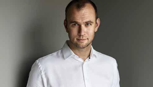 2019. július 20., szombat, 19:00 (esőnap: július 21.) Halász Péter, fotó: : Emmer László Egmont-nyitány, op. 84 III. (c-moll) zongoraverseny, op. 37 VIII. (F-dúr) szimfónia, op.