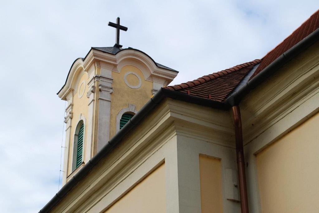 áll: Tsz.: 7159, Nyi: 29356, Római katolikus templom, Őrbottyán, Fő út 117. (1 hrsz) R.k. templom, késő barokk, copf, 1779-81.
