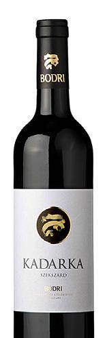 The sixth part of the wine was mellowed in third-filled barrique barrels, while the remaining part rested in steel containers until their marriage.