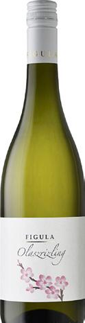 Produced with the most modern reductive technolog y and a deep respect for the traditions of the profession, this wine has just the right oily characteristics of its type.