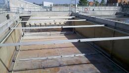 -es osztó Előülepítő (2 db) Előülepítő Műtárgyszám: 2 db Térfogat: 875 m 3 /db Σ V =1 750 m 3 Mélység: 3,5 m Homokmosó Előülepítő