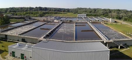 vizsgálatok és az általunk elvégzett légbevitel szabályozások eredményeként: Az NO 3 Aerob térből az Anoxikus térbe történő átvezetésénél a levegőztetett medence 3 szegmensénél a