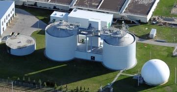 Biogáz energiatartalma, hőenergia szükségletek Biogáz összetétele Biogáz energiatartalma CH 4 térfogatszázalék függvényében V (%) kg/m3 Fűtőért. MJ/kg Fűtőért. MJ/m3 Fűtőért.
