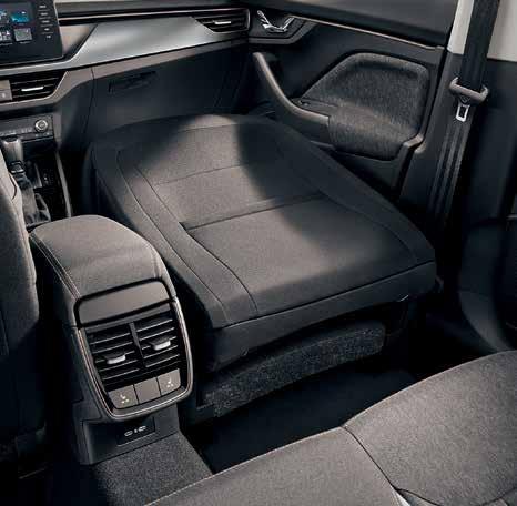 Simply Clever 28 AZ INTELLIGENS AUTÓ A ŠKODA SCALA Simply Clever megoldásai minden helyzethez segítséget nyújtanak: a