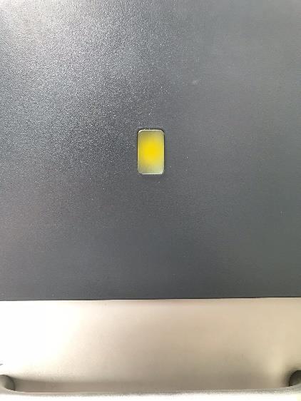 Az előnyök: LED-es kijelzés A töltöttség jelzés, állapot jelentések, tömörítési