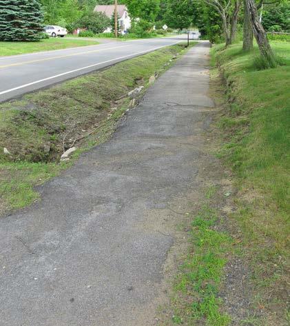 Street Name: Cross St Segment: Water St to mid-block ID #: 19 Street Side: Even Length: 140 feet Width: <3 ft 3-6 ft >6 ft Surface Material: Concrete Asphalt Surface Condition: Poor Fair Good Buffer