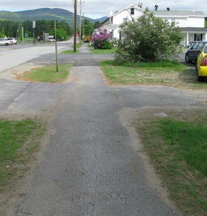 Street Name: Hand Ave Segment: Court St to mid-block ID #: 36 Street Side: Even Length: 410 feet Width: <3 ft 3-6 ft >6 ft Surface Material: Concrete Asphalt Surface Condition: Poor Fair Good Buffer