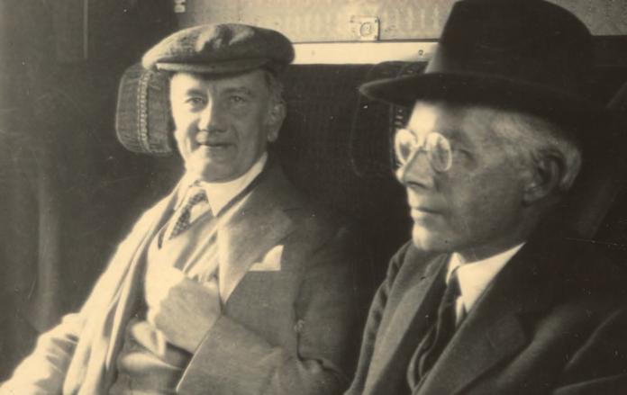 Bartók és kortársai / Bartók and His Contemporaries Dohnányi és Bartók Dohnányi and Bartók Eközben szorgalmasan komponáltam Brahms és a nálam négy évvel idősebb Dohnányi ifjúkori műveinek,