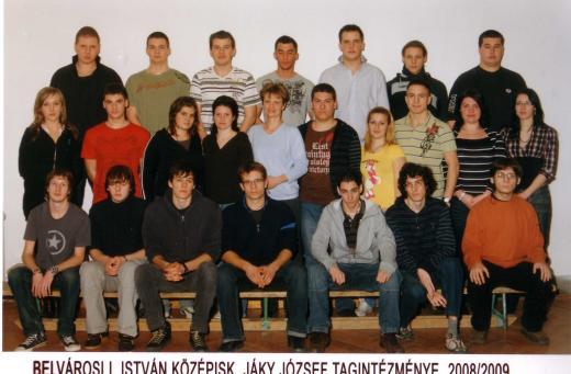 Richárd, Szabó Mátyás, Temesi Zoltán, Termő László, Tóth Kristóf Endre, Vitéz Viktória Építészeti szakmacsoport 12.A.