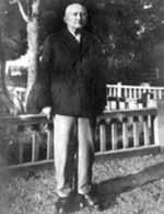 Házasságkötés: 1933 Gyermek: Dájbukát család (8) Veronika (*Segesvár, 1934 Marosvásárhely, 2011, Szépvizen temették).