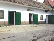 udvarral eladó. Irányár: 10,9M Ft +36704538550 KECSKEMÉTEN szép belvárosi környezetben, kétgenerációs, újszerű, jó állapotú családi ház piaci ár alatt eladó. Tel.