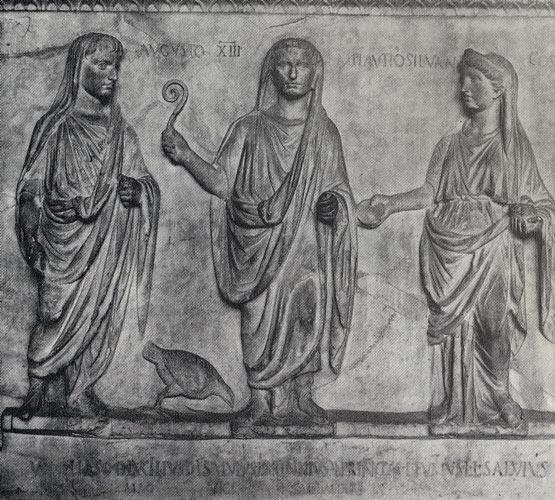 eredetileg bőr vagy faanyag boríthatta megtalálásakor zöld patina fedte i. sz. 3.