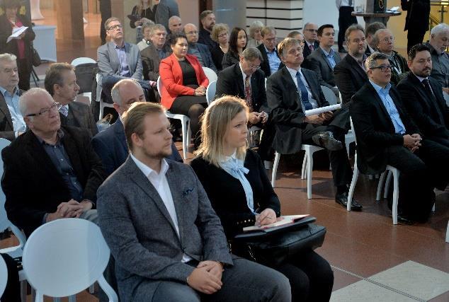 A Klaszter által szervezett munkamegbeszéléseken átlagosan 12-20 fő, a konferenciákon 50-60 fő vett részt 2016 év folyamán.