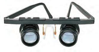 MaxDetail (Eschenbach) Rendkívül könnyű (46 g), kétszeresen nagyító szemüveg. A munkatávolság 40 cm.