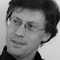 Spanyolországban, és első díjat kapott a cantù-i Nemzetközi Zongoraversenyen Olaszországban. 2013-ban elnyerte a Liszt Társaság Grand Prix du Disque hanglemez nagydíját.