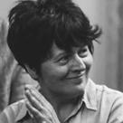 Tanáraink PETŐFI ERIKA 1988-ban kamaraművész és középiskolai hegedűtanári diplomát szerzett.