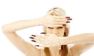 B 12 vitamin (cyanocobalamine, antiperniciosa vitamin) vérképzés Hiánytünet: anaemia perniciosa Biokémiai hatásmechanizmus: alkil csoport transzfer, threonin, valin, isoleucin methionin anyagcsere